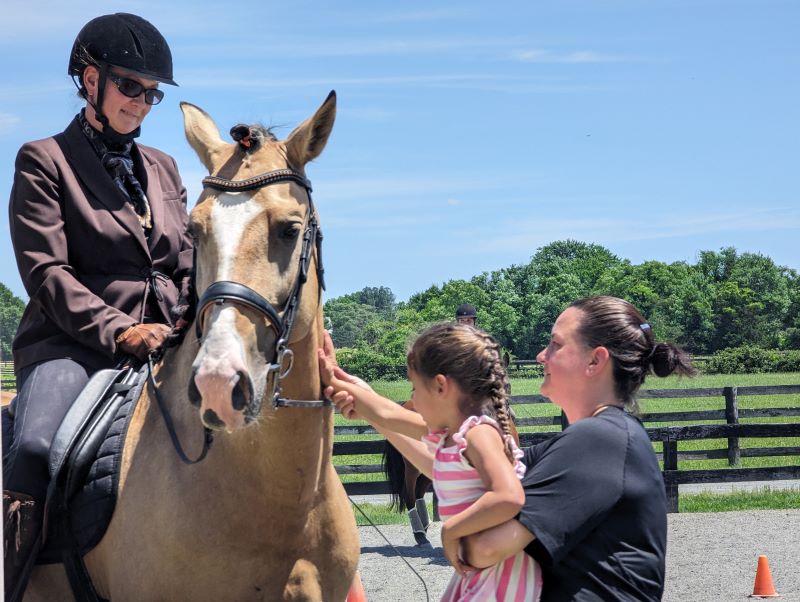 .Perryman_6-8-24_showing_goodwill.reduced size Amy Perryman at the NOVAWE Licensed Show